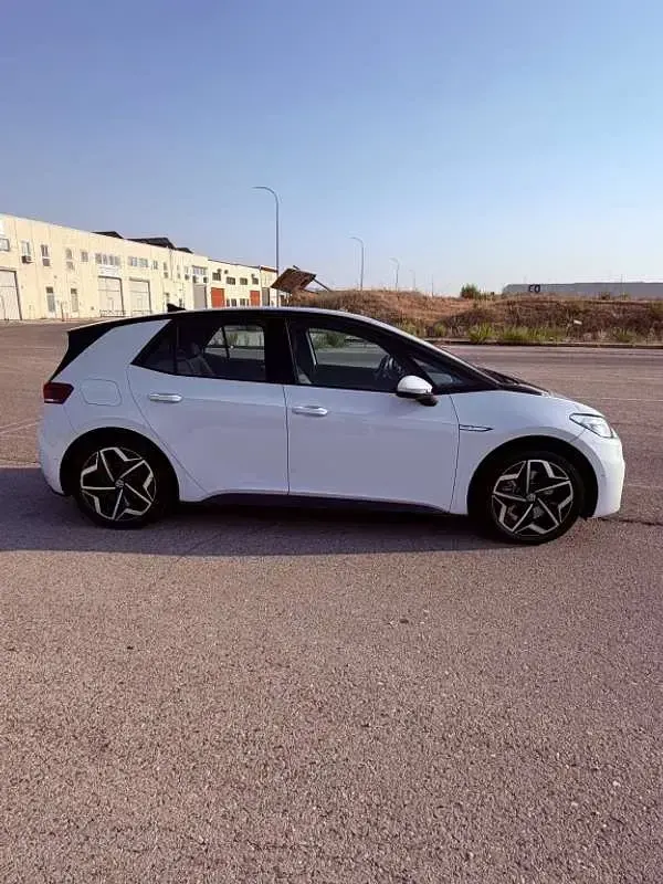 Usado VW ID.3 Pro 150 kW (204 CV) 2022 Blanco Utilitario