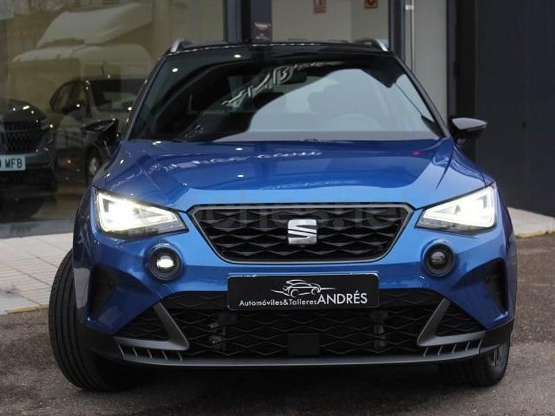 Usado Seat Arona FR 115 CV (84 kW) 2024 Azul SUV