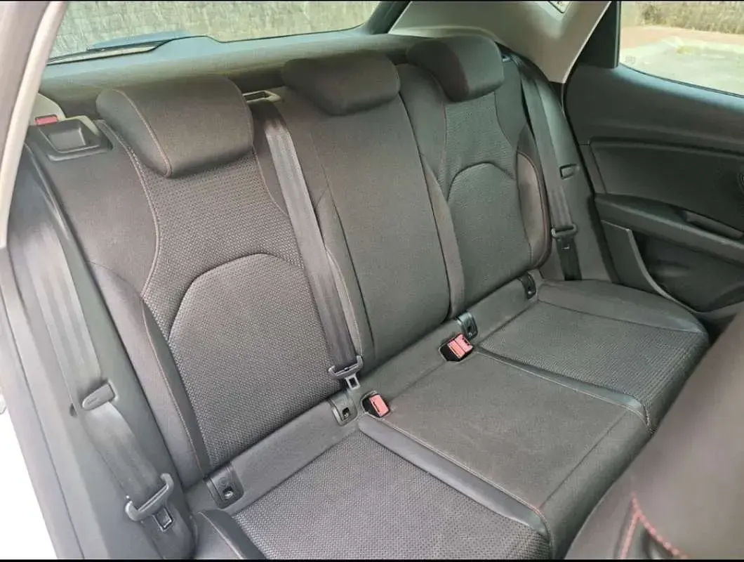 Usado Seat Leon FR 122 CV (89 kW) 2014 Utilitario