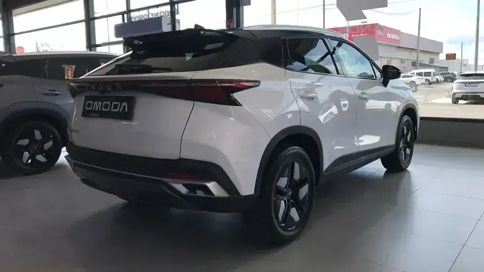 Usado Omoda 5 180 CV (132 kW) 2025 Blanco SUV