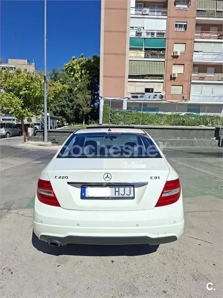 Usado Mercedes C220 Edition 170 CV (125 kW) 2012 Blanco Berlina