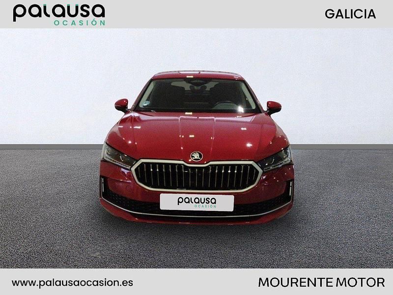 Usado Skoda Superb Selection 150 CV (110 kW) 2024 Rojo Berlina