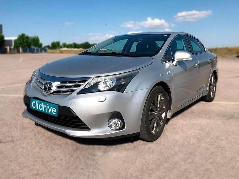 Usado Toyota Avensis Executive 150 CV (110 kW) 2012 Gris Berlina