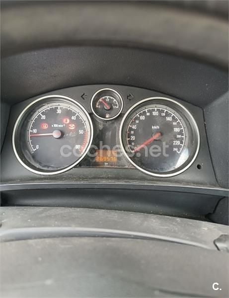 Usado Opel Zafira Cosmo 120 CV (88 kW) 2006 Beige Monovolumen