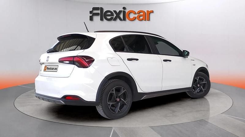 Usado Fiat Tipo 95 CV (69 kW) 2022 Blanco Berlina