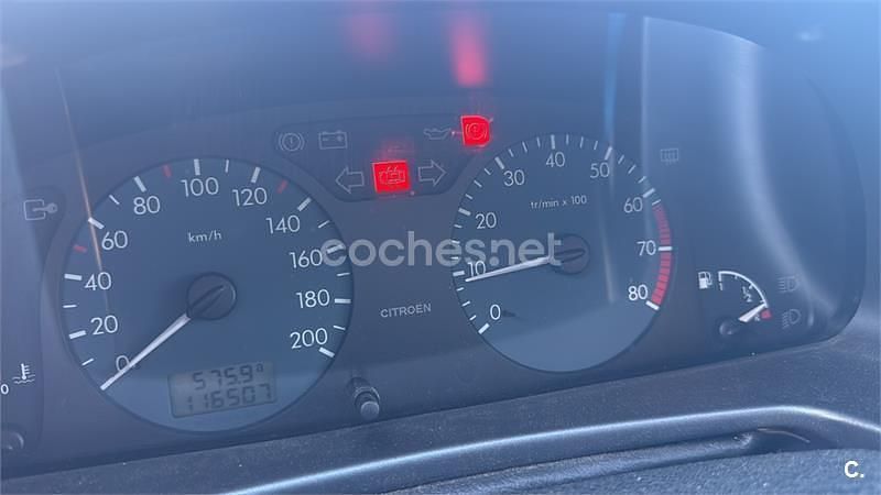 Usado Citroën Xsara 90 CV (66 kW) 1998 Amarillo Berlina