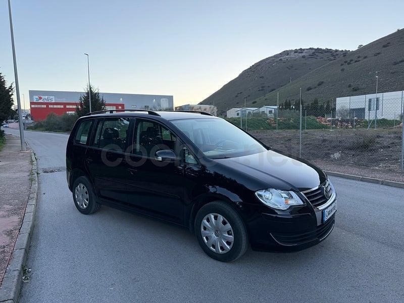 Usado VW Touran Edition 105 CV (77 kW) 2008 Negro Monovolumen