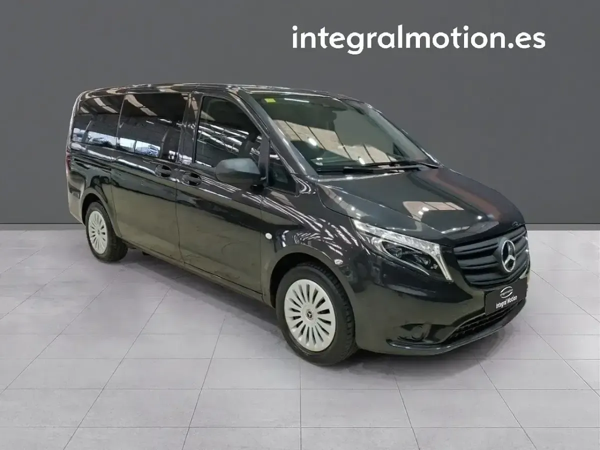 Usado Mercedes Vito 163 CV (119 kW) 2022 Negro Van