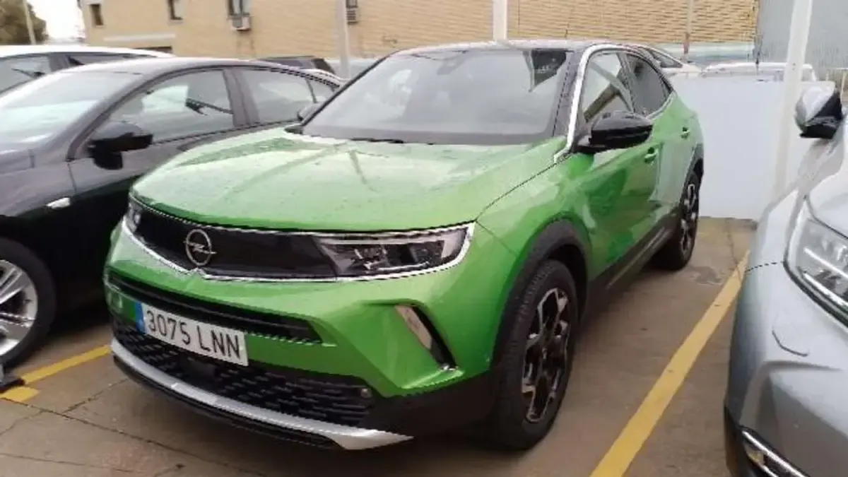 Usado Opel Mokka-e Ultimate 100 kW (136 CV) 2021 Verde SUV