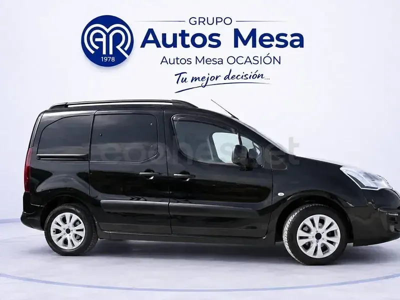Usado Citroën Berlingo XTR 100 CV (73 kW) 2016 Negro Monovolumen