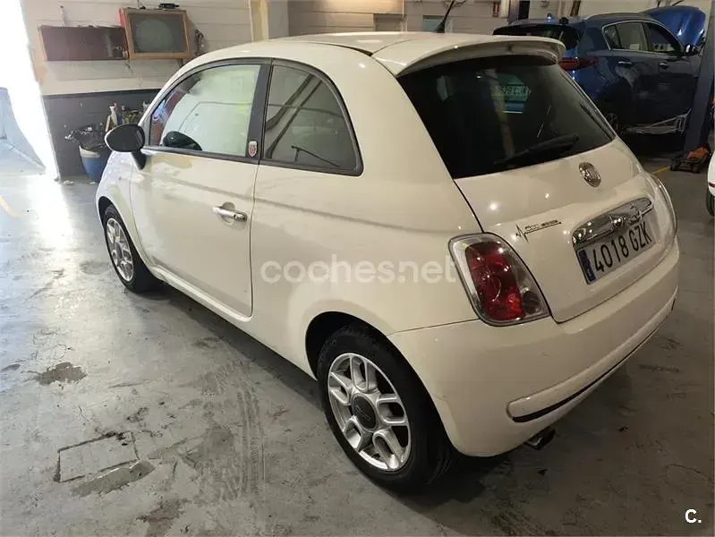 Usado Fiat 500 Lounge 75 CV (55 kW) 2010 Blanco Berlina