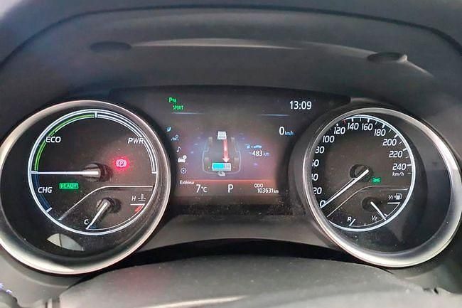 Usado Toyota Camry Advance 218 CV (160 kW) 2020 Gris / plata Berlina