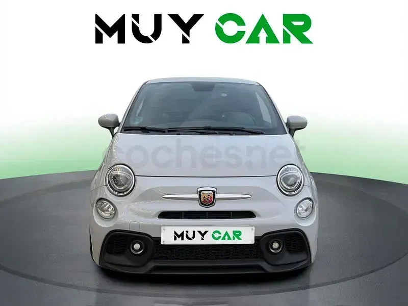 Usado Abarth 595 165 CV (121 kW) 2023 Gris / plata Berlina