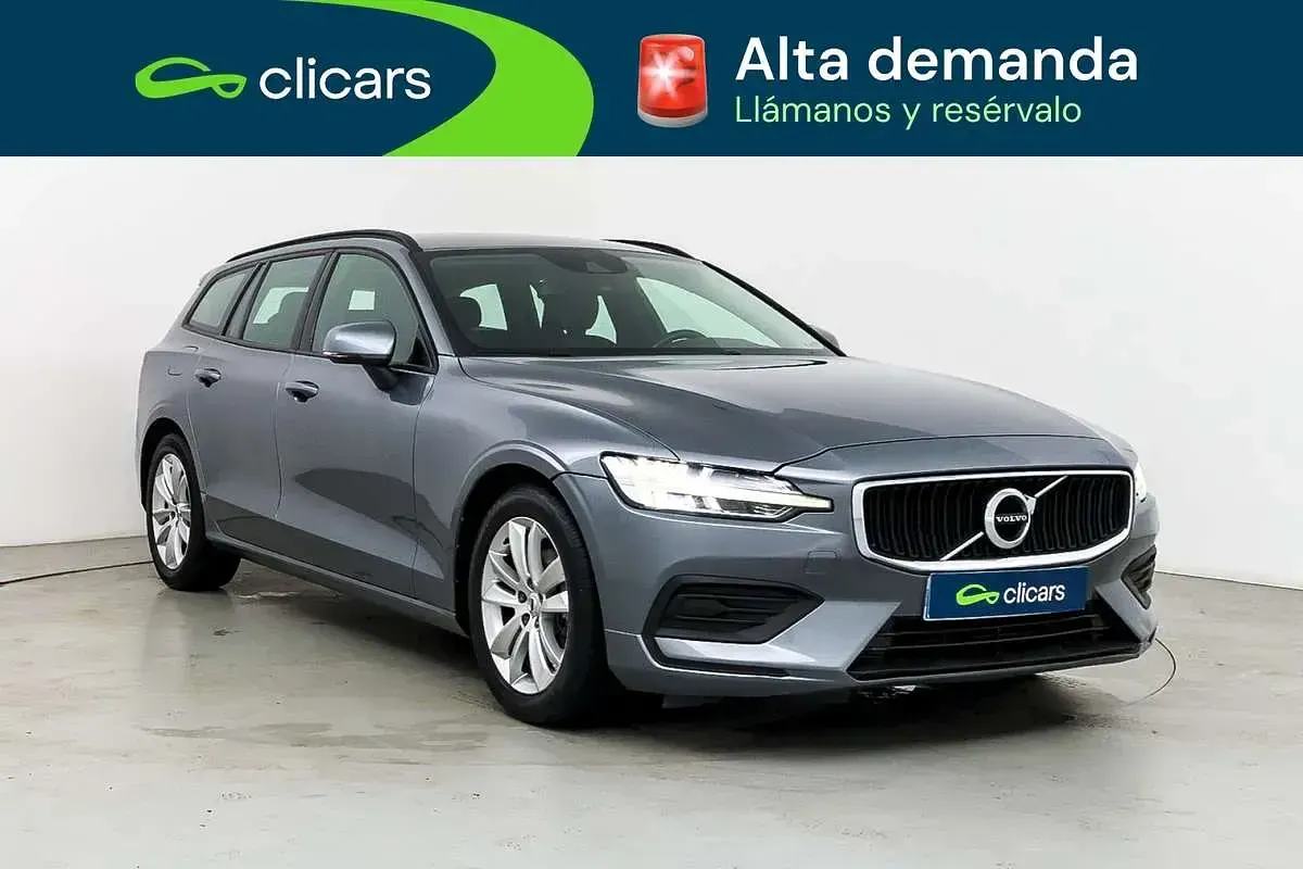 Usado Volvo V60 Momentum 150 CV (110 kW) 2019 Plateado Familiar