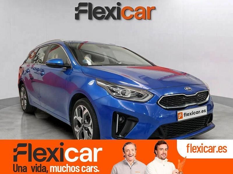 Usado Kia Ceed 141 CV (103 kW) 2021 Azul Utilitario