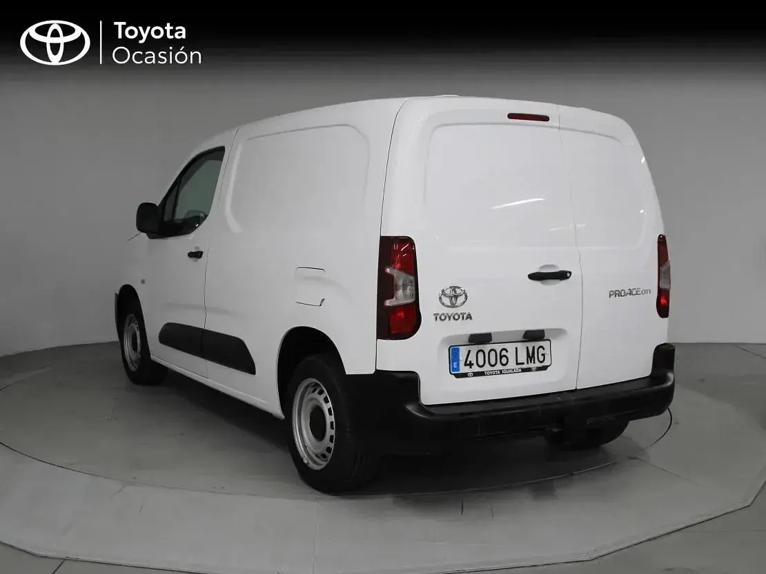Usado Toyota Proace City City 102 CV (75 kW) 2020 Blanco artic Monovolumen