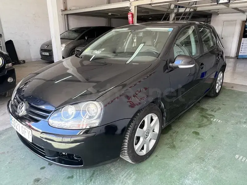 Usado VW Golf VI Highline 140 CV (102 kW) 2008 Negro Utilitario