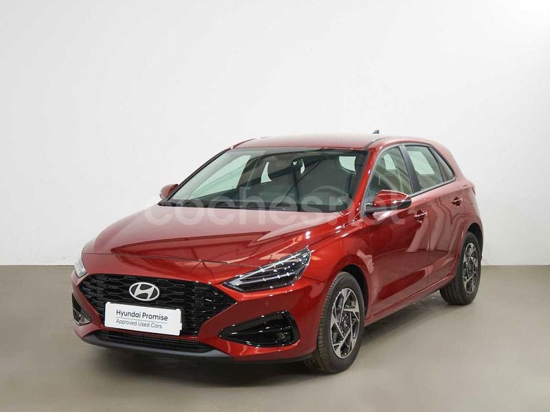 Granate Nuevo 2024 Hyundai i30 Berlina | 22.490 € (Buen precio) - Imagen 1/4