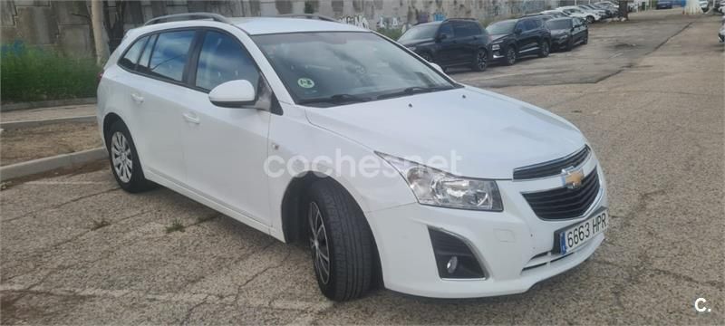 Blanco Usado 2013 Chevrolet Cruze LT Familiar | 3500 € (Super precio) - Imagen 1/4