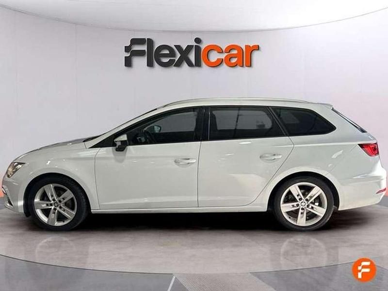 Usado Seat Leon ST FR 150 CV (110 kW) 2017 Blanco Familiar