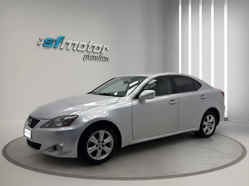 Usado Lexus IS220d Luxury Line 177 CV (130 kW) 2006 Berlina
