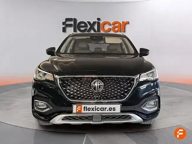 Käytetty MG HS Comfort 162 HP (119 kW) 2023 Musta Katumaasturi