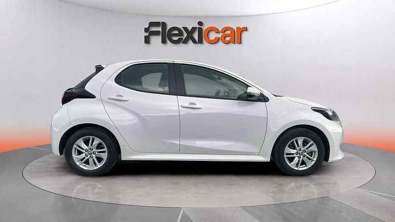 Usado Toyota Yaris Edition 125 CV (91 kW) 2024 Blanco Utilitario
