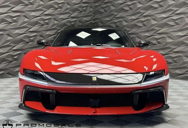 Usado Ferrari 12 Cilindri 829 CV (609 kW) 2025 Rojo Coupe
