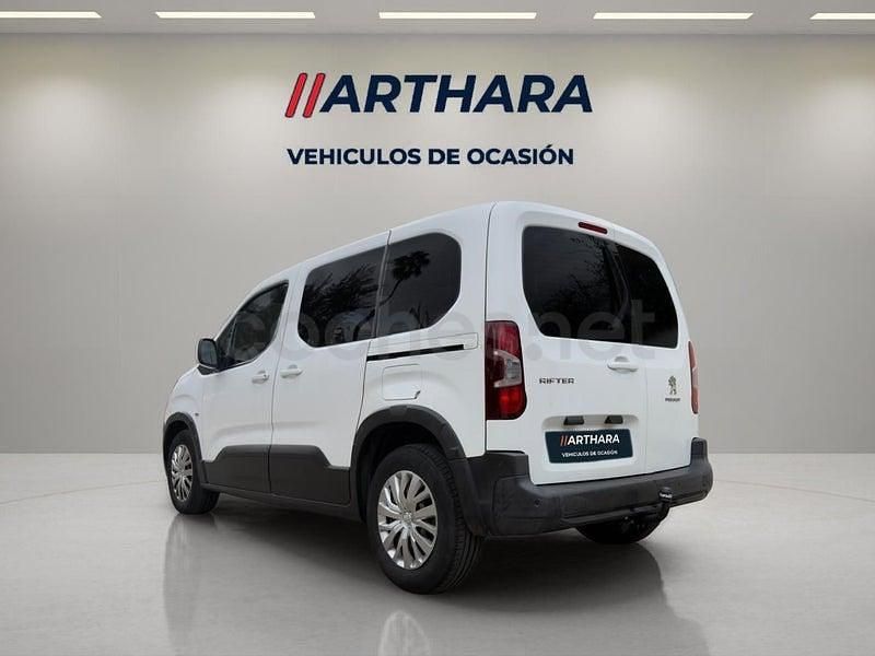 Usado Peugeot Rifter Active 130 CV (95 kW) 2019 Blanco Monovolumen