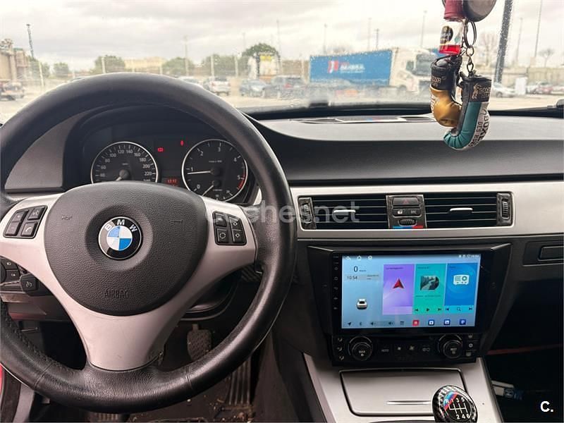 Usado BMW 320 163 HP (119 kW) 2005 Vermelho Sedan