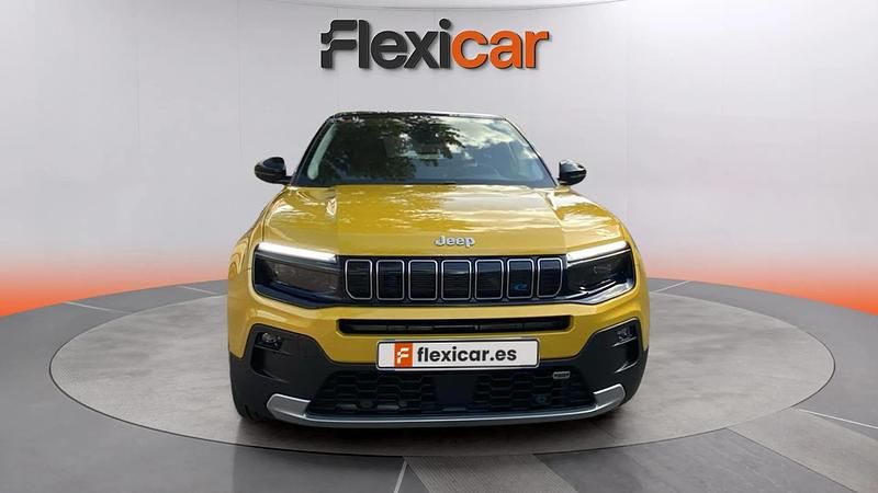 Usado Jeep Avenger EV 114 kW (156 CV) 2023 Amarillo SUV