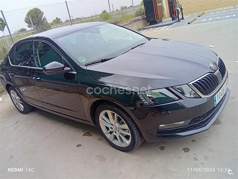 Usado Skoda Octavia 150 CV (110 kW) 2020 Negro Berlina