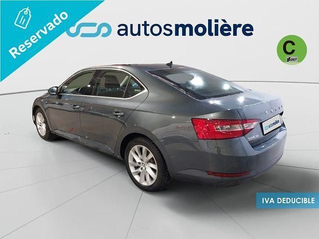 Usado Skoda Superb Ambition 150 CV (110 kW) 2020 Gris Familiar