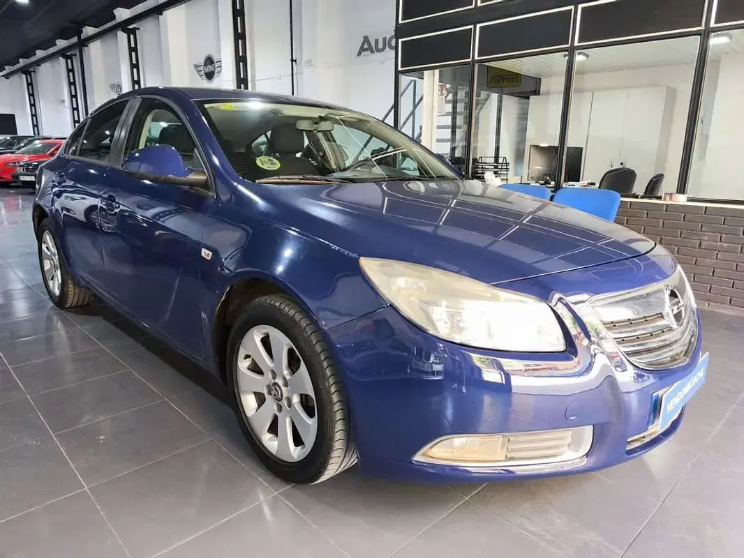 Usado Opel Insignia Excellence 129 CV (94 kW) 2012 Azul Berlina