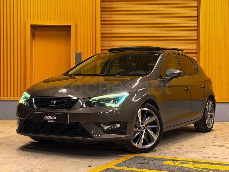 Usado Seat Leon FR 184 CV (135 kW) 2015 Gris / plata Berlina