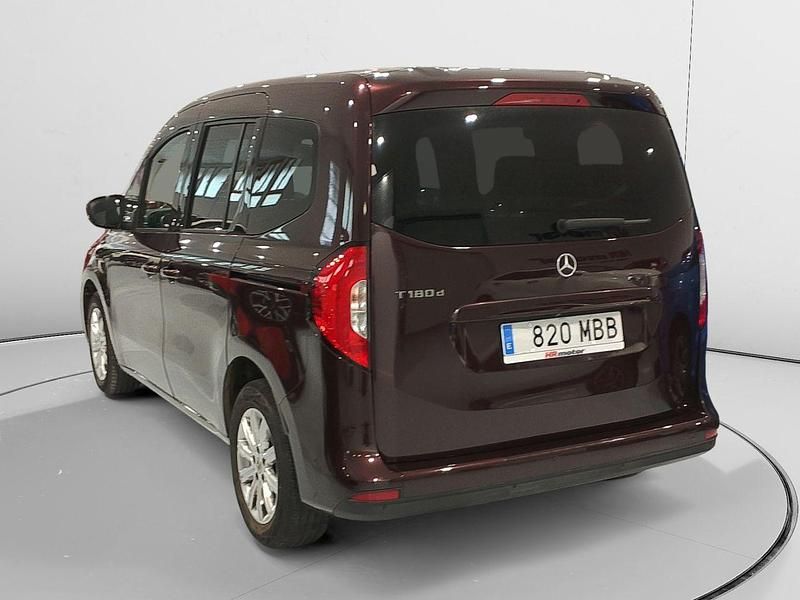 Usado Mercedes T180 Style 116 CV (85 kW) 2022 Otro Monovolumen