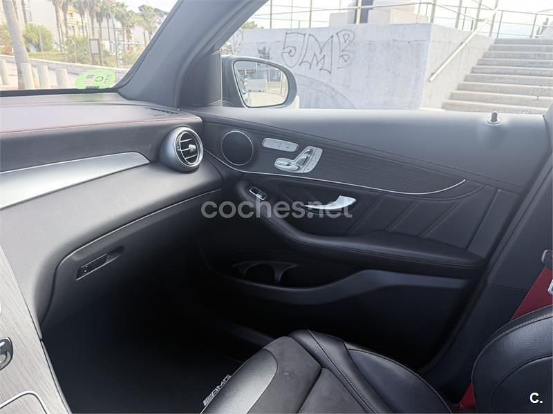 Usado Mercedes GLC43 AMG 390 CV (286 kW) 2022 Gris / plata Coupe