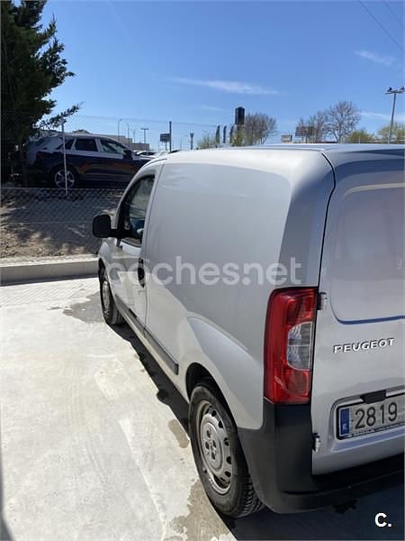 Usado Peugeot Bipper Access 75 CV (55 kW) 2012 Gris / plata Monovolumen