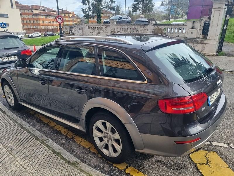 Usado Audi A4 Allroad Exclusive 177 CV (130 kW) 2012 Gris / plata Familiar