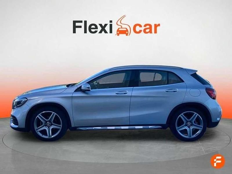 Usado Mercedes GLA200 156 CV (114 kW) 2019 Gris SUV