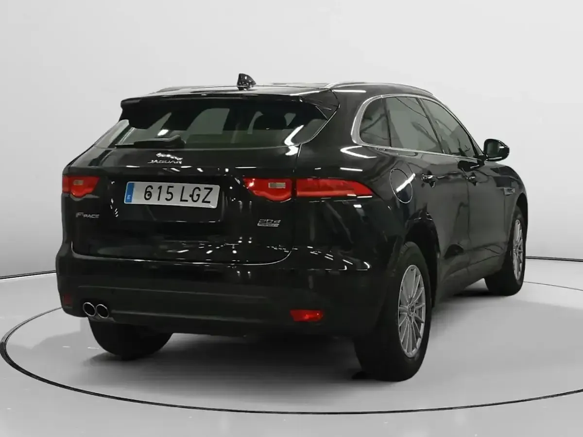 Usado Jaguar F-Pace Pure 180 CV (132 kW) 2020 Negro SUV
