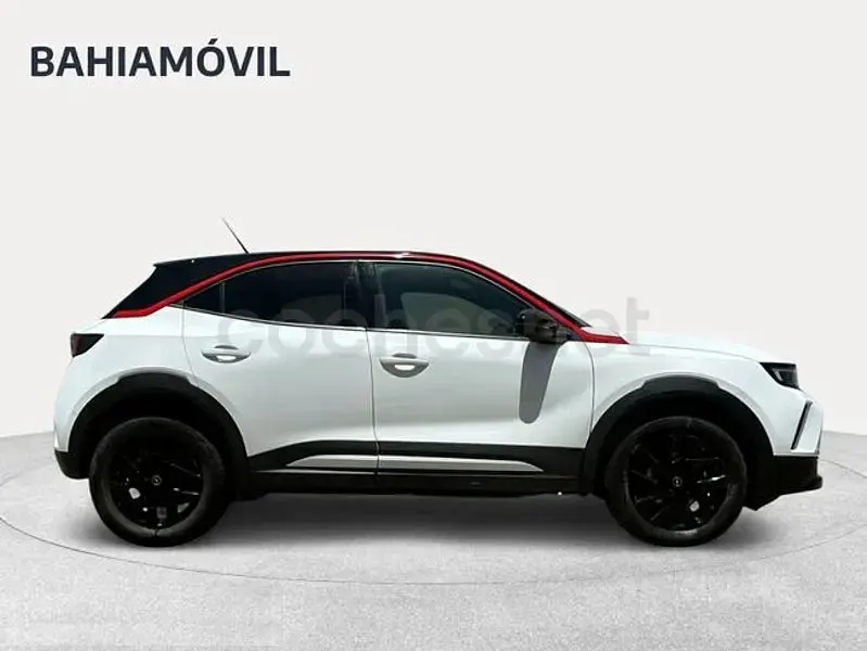 Usado Opel Mokka GS Line 130 CV (95 kW) 2022 Blanco SUV