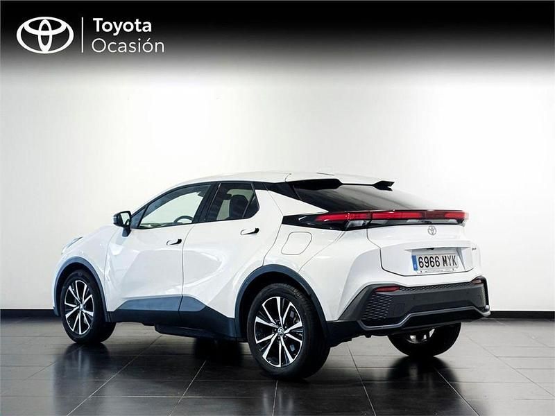 Usado Toyota C-HR Advance 223 CV (164 kW) 2025 Blanco SUV