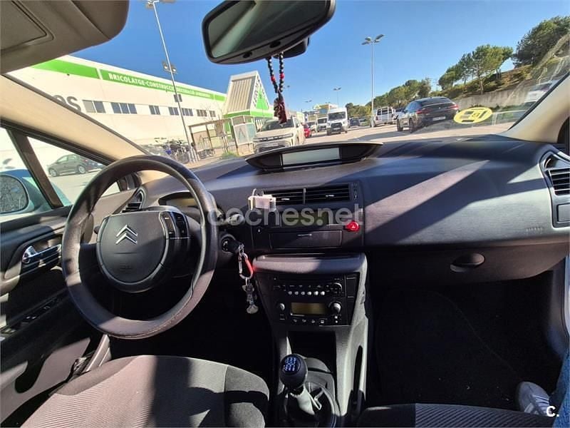 Usado Citroën C4 110 CV (80 kW) 2005 Azul Berlina