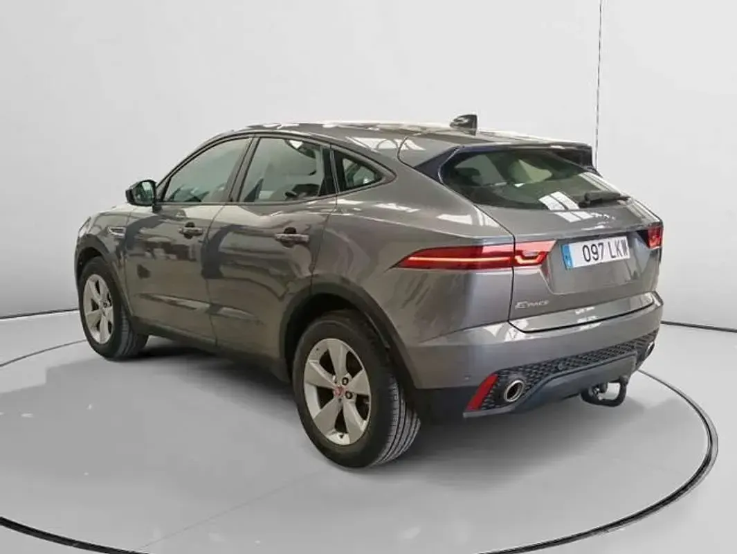 Usado Jaguar E-Pace 150 CV (110 kW) 2020 Gris SUV