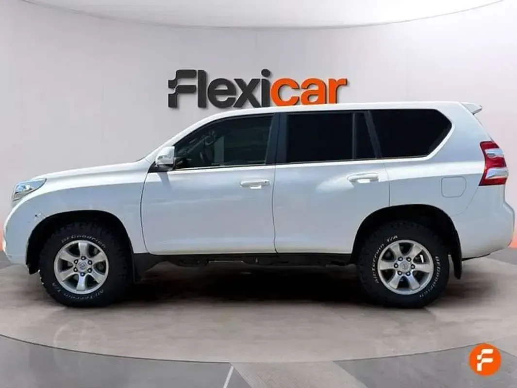 Usado Toyota Land Cruiser 177 CV (130 kW) 2018 Blanco SUV