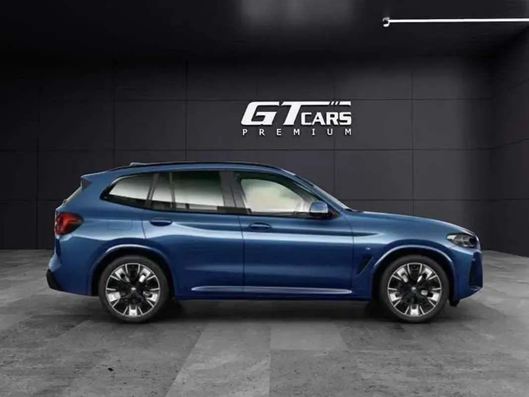 Usado BMW iX3 M Sport 210 kW (286 CV) 2021 Azul SUV