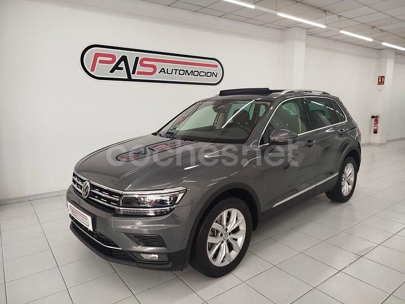 Gris / plata Usado 2018 VW Tiguan Sportline SUV | 22.990 € (Precio justo) - Imagen 1/4