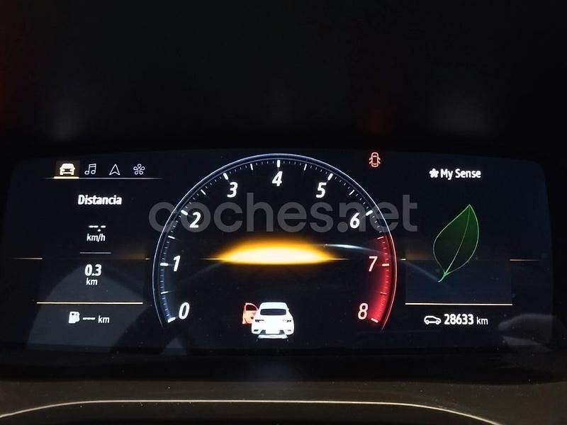 Usado Renault Arkana Techno 140 CV (102 kW) 2022 Gris / plata SUV