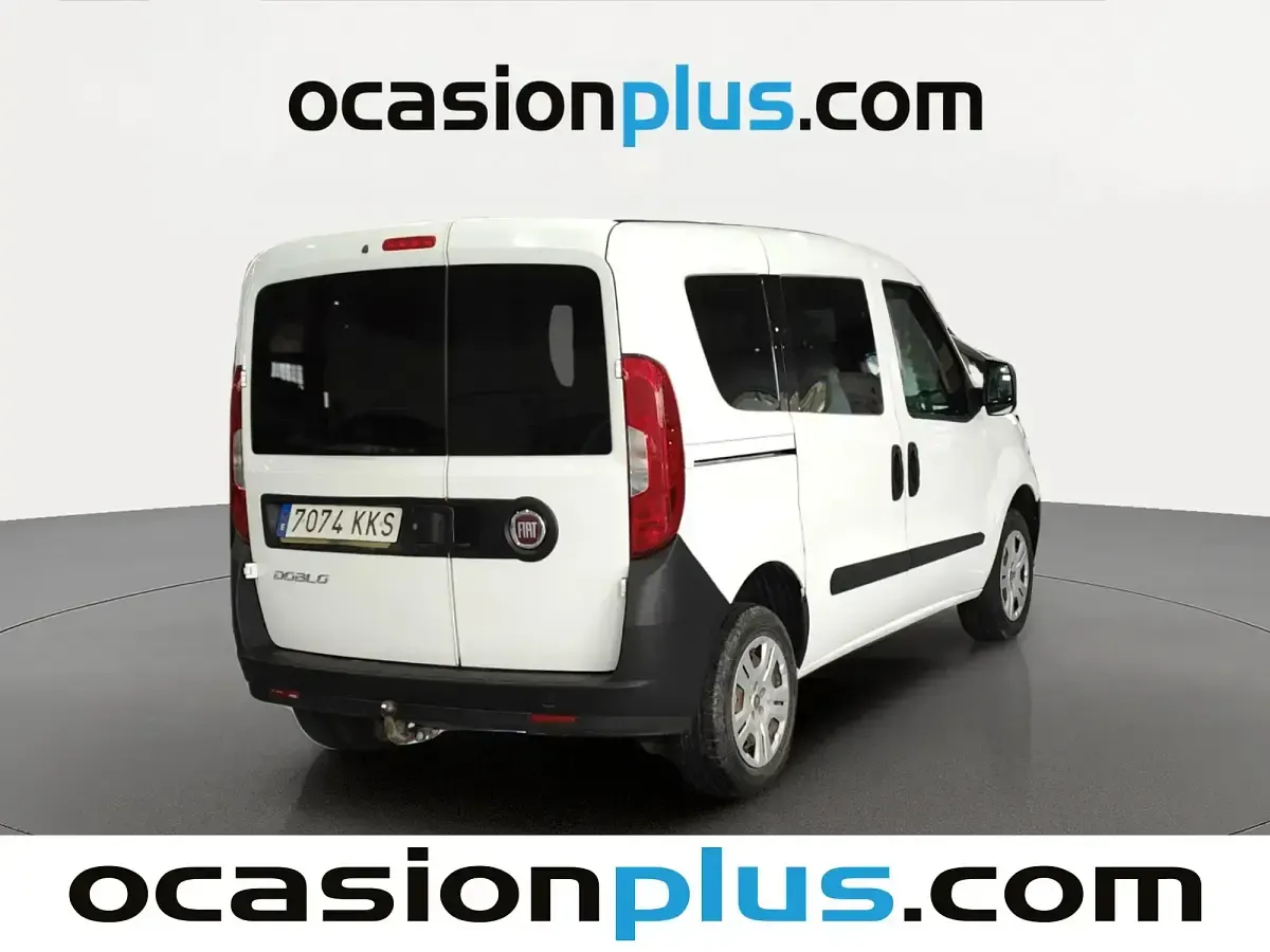 Usado Fiat Doblò Pop 95 HP (69 kW) 2018 Branco Monovolume